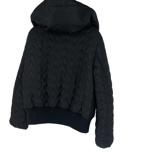 NEW YORK & CO Quilted Star Geometric Bomber Jacket - Picture 14 of 15